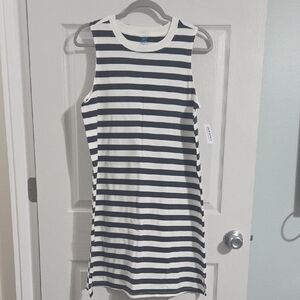 Old Navy Black and White Striped Dress